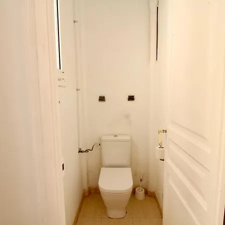 Forum 3 Apartment *